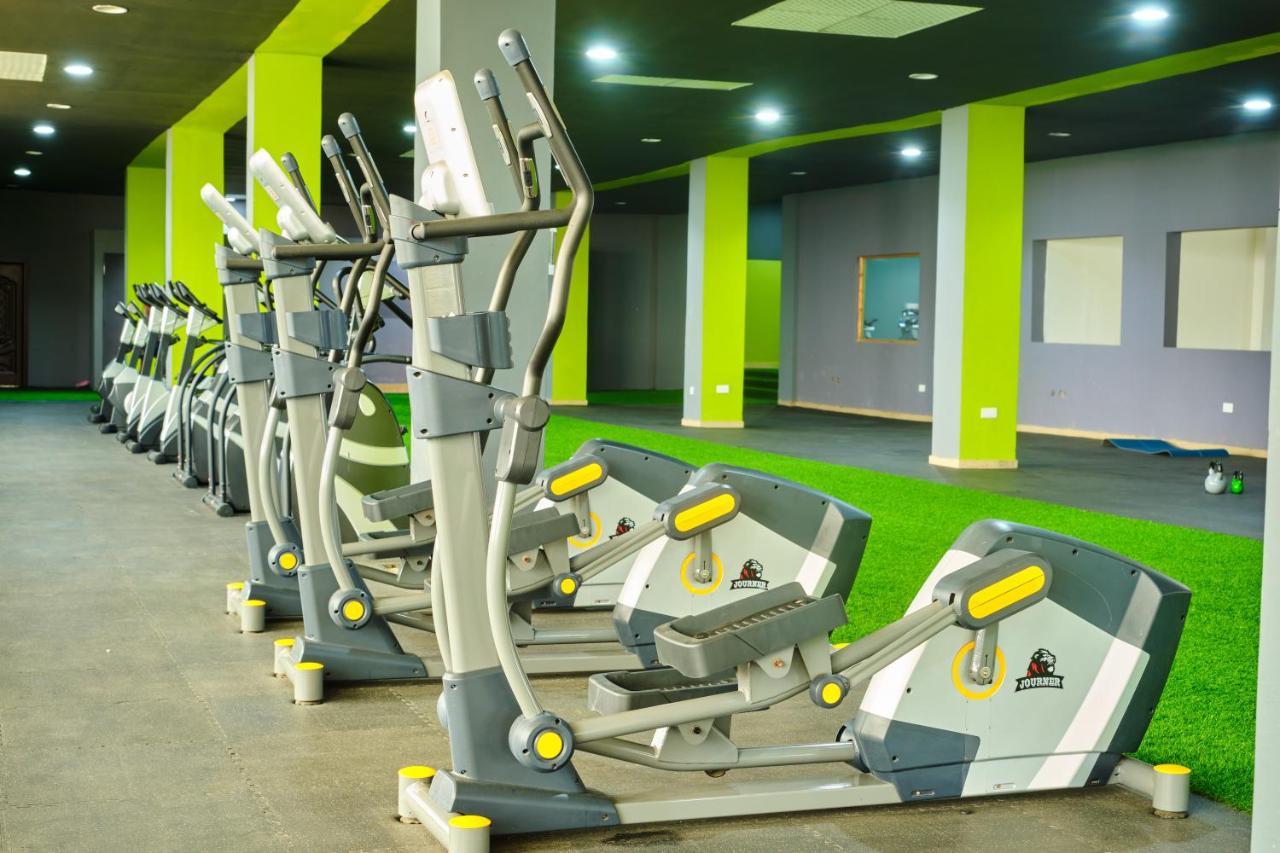 Legon City Mall Short Stay Apartments For Business And Vacation - East Legon アクラ エクステリア 写真